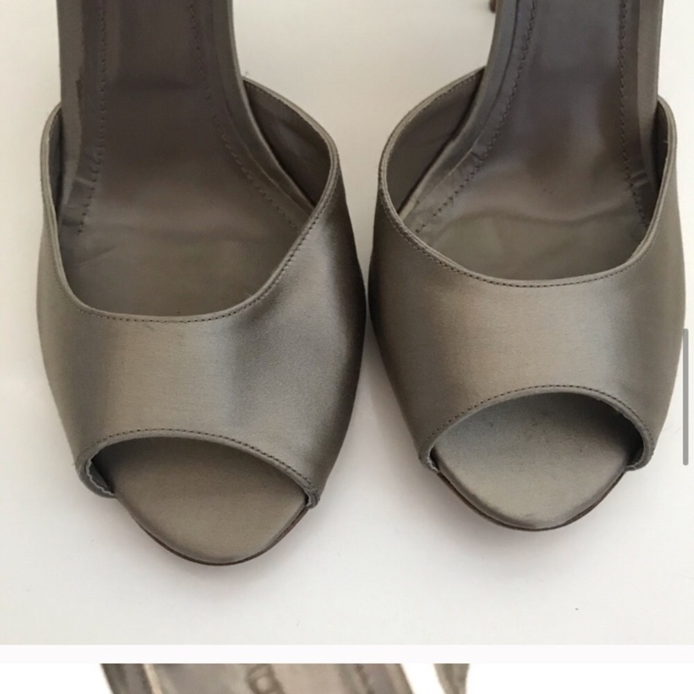 Burberry Citrine Crystal Satin Peep Toe Heels 41 - Picture 9 of 16